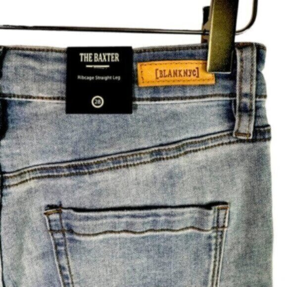 NWT Blank NYC | The Baxter Light Wash High Rise Denim Jeans Size 28 - Picture 9 of 9